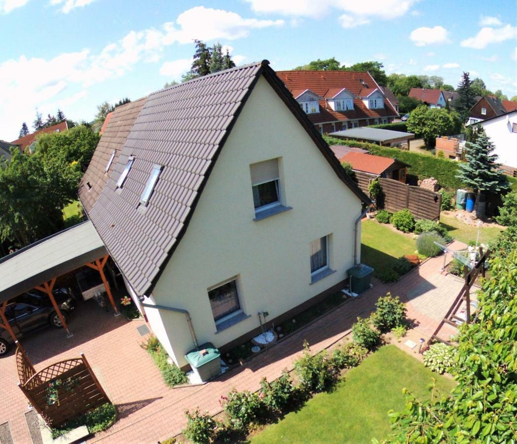 Ferienhaus Dora Villa Рехлин Екстериор снимка